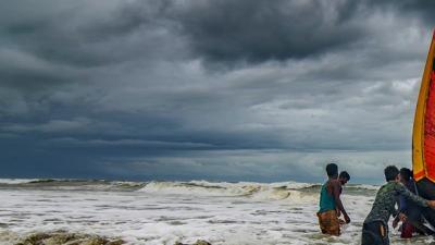Bangladesh fishermen hero