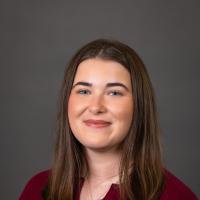 Sarah's headshot